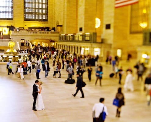 grand central station nyc kiss