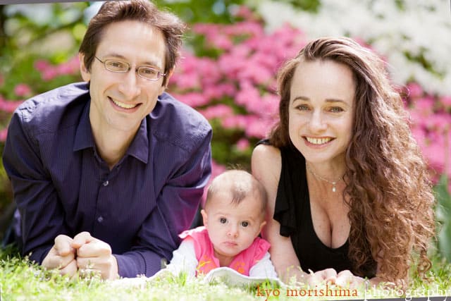 Family portrait in Central Park, photographed by NYC photographer Kyo Morishima