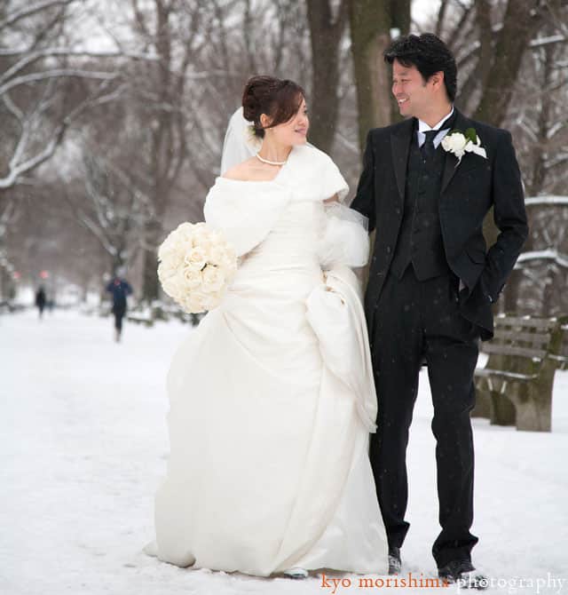 An Upper West Side winter wedding, photographed by NYC wedding photographer Kyo Morishima