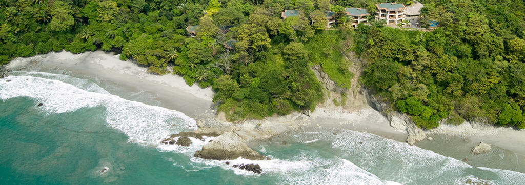 honeymoon spot Costa Rica: The Arenas del Mar Hotel and Resort in Manuel Antonio
