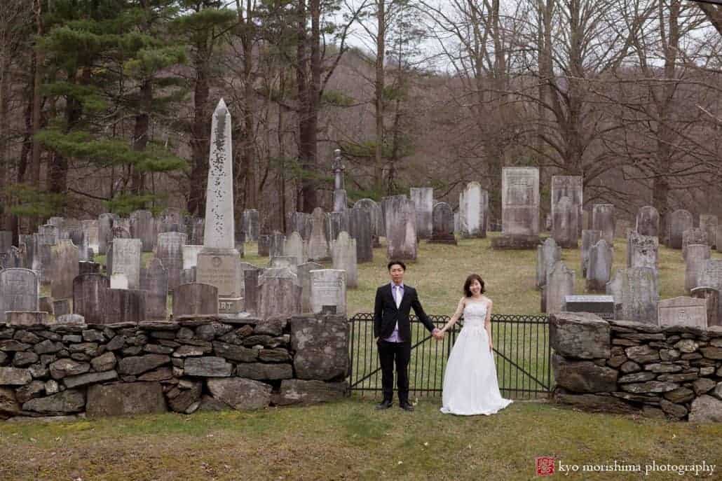 Sherman cemetery wedding portrait photographed by Kyo Morishima