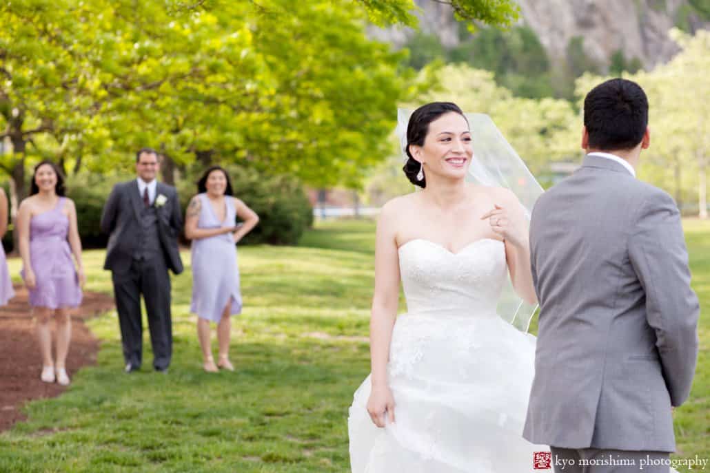 First look moment at Weehawken Waterfront Park, photographed by NJ wedding photographer Kyo Morishima