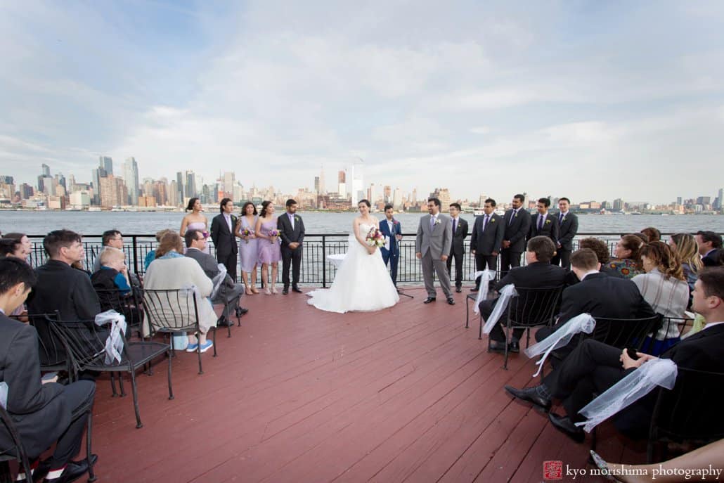 Chart House terrace wedding with Manhattan view in the background, photographed by Kyo Morishima