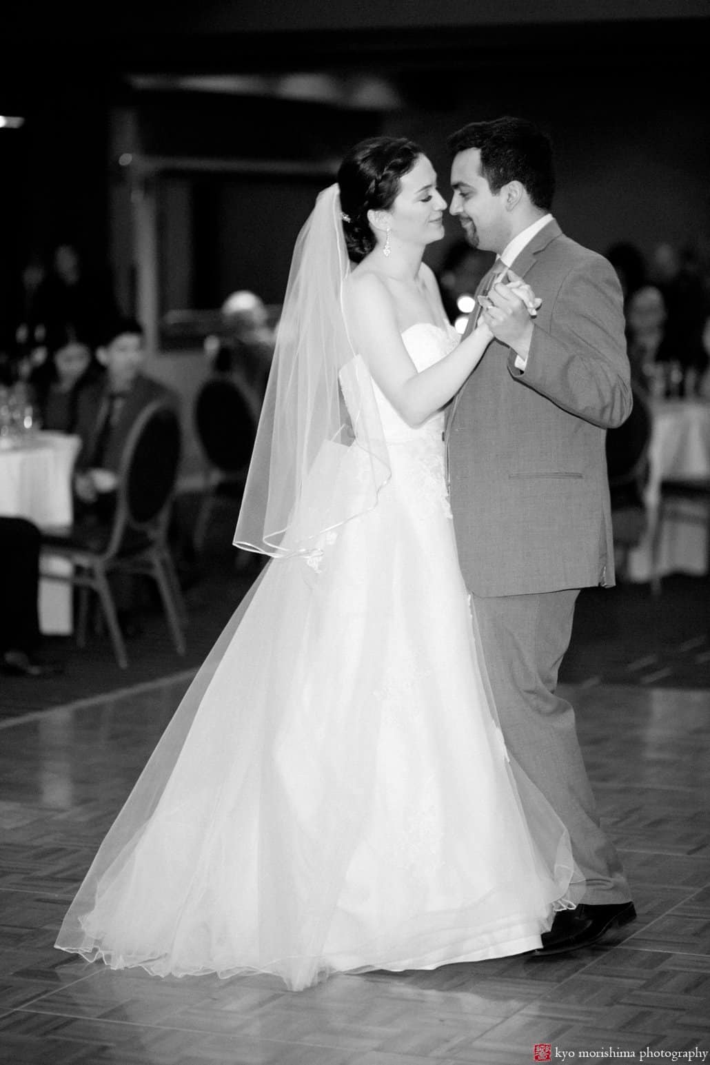 Bride and groom first dance during Chart House wedding reception, photographed by Kyo Morishima