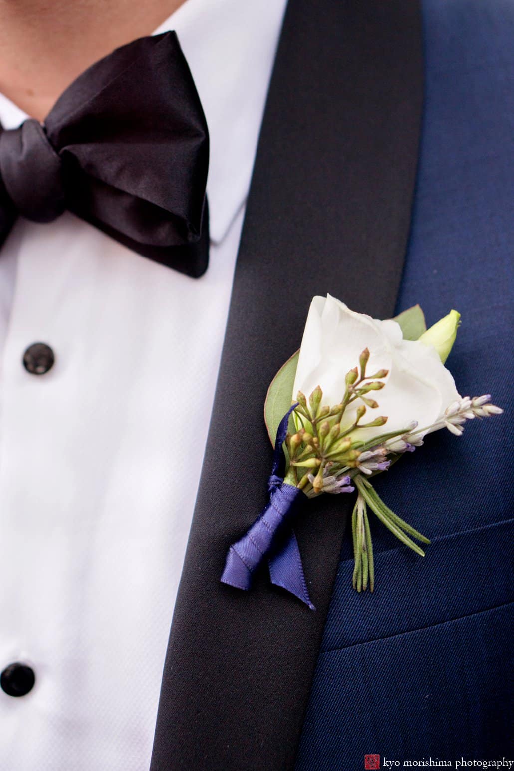 White and lavender boutonniere by Opalia Flowers, photographed by Brooklyn wedding photographer Kyo Morishima
