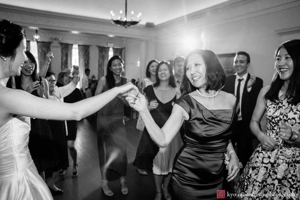 Bride and mother dance during Korean wedding in NYC, photographed by Kyo Morishima