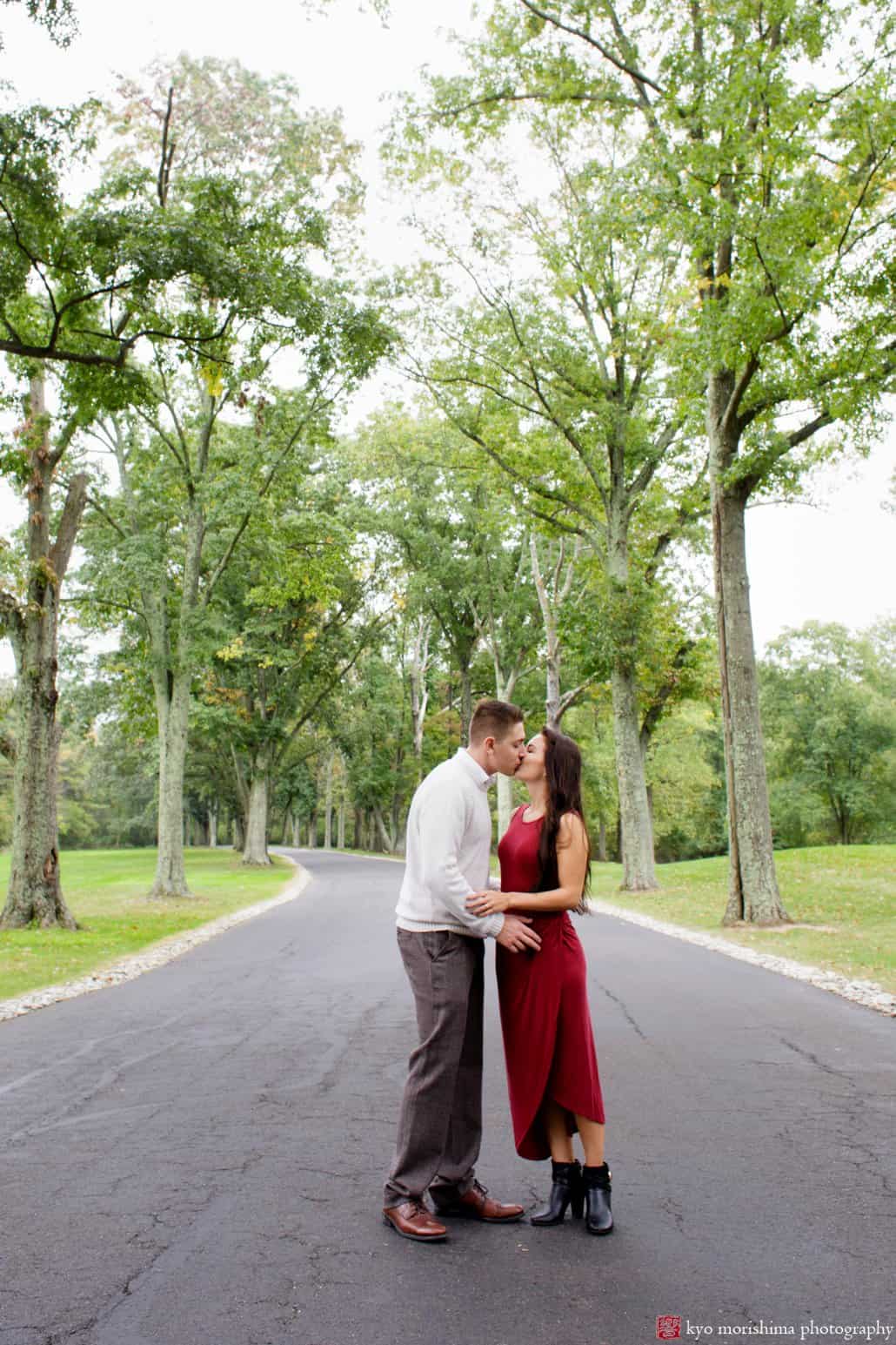 Jasna Polana engagement picture on an overcast fall day, photographed by Princeton wedding photographer Kyo Morishima 