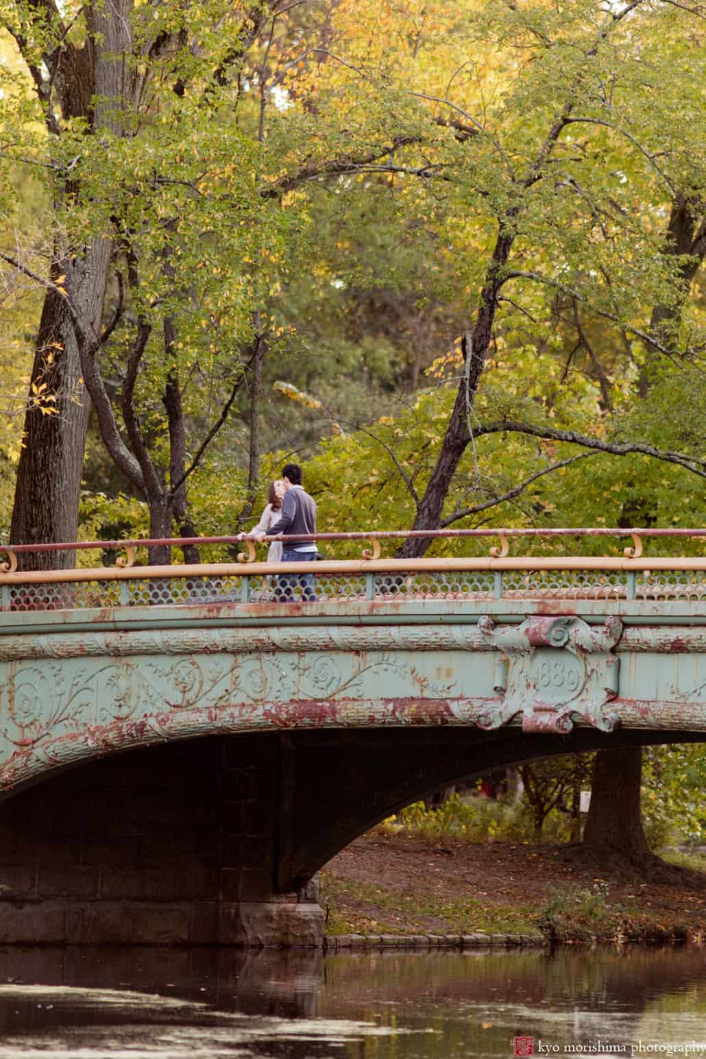 Engagement picture on Prospect Park bridge photographed by Kyo Morishima