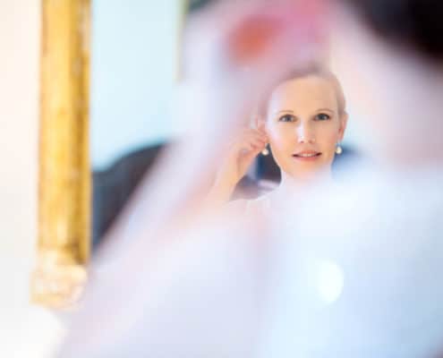 Bride getting ready jasna polana fall princeton wedding