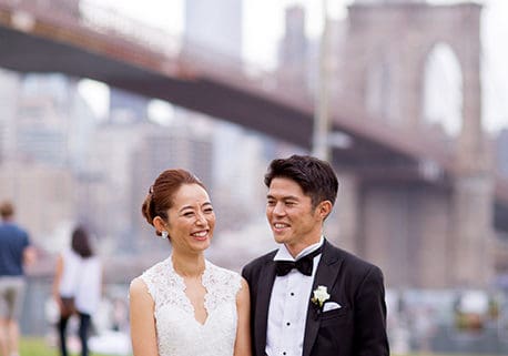 Japanese wedding portrait by Brooklyn Bridge, NYC