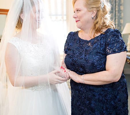 Bride and mother before a wedding ceremony at The Bernards Inn.