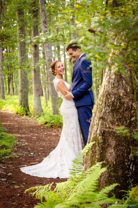 Woodloch Pines wedding photos: A fun outdoor resort wedding