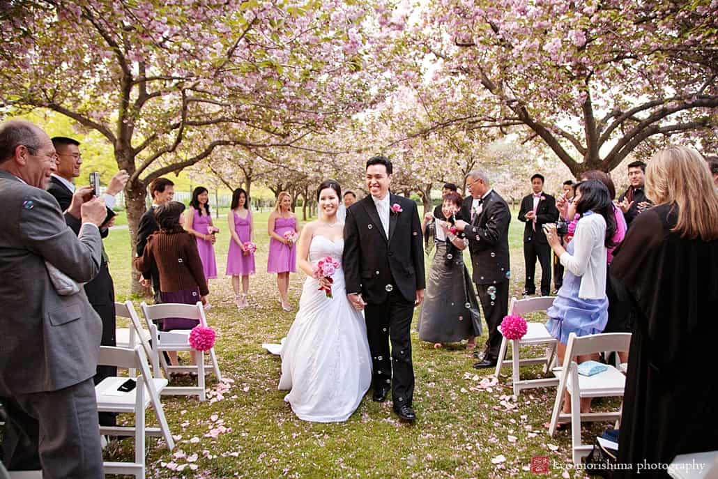 brooklyn botanic garden outdoor wedding outdoor ceremony cherry trees nyc