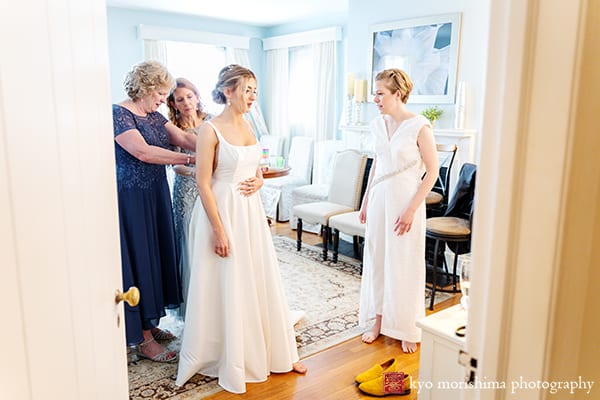 The Manor House Prophecy Creek PA wedding brides getting ready with mothers
