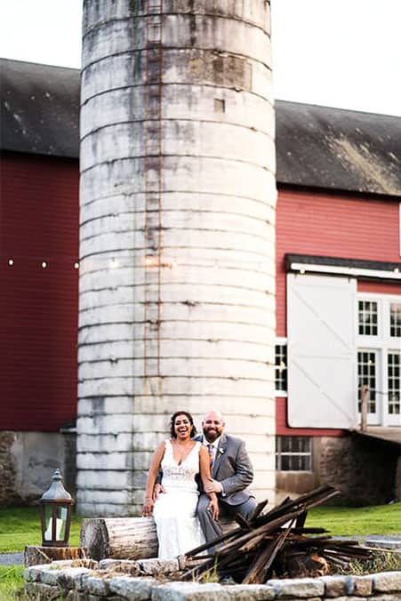 Glenmore farm NJ outdoor portrait bride and groom cylo red barn