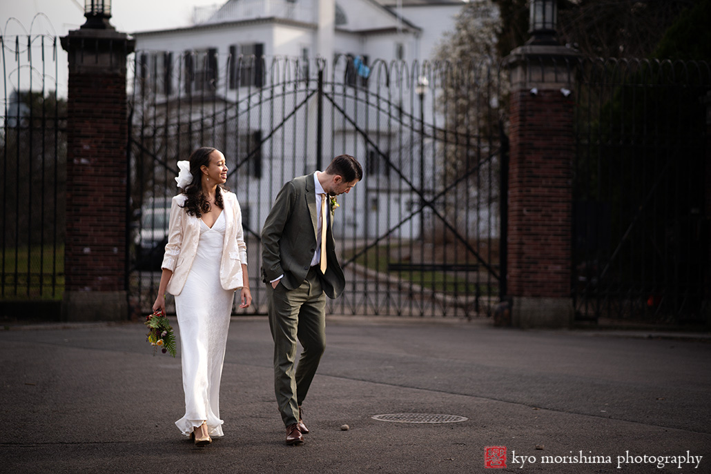 Vinegar Hill House, Dumbo Brooklyn, NYC, bride and groom, newlyweds outdoor portrait in front of mansion