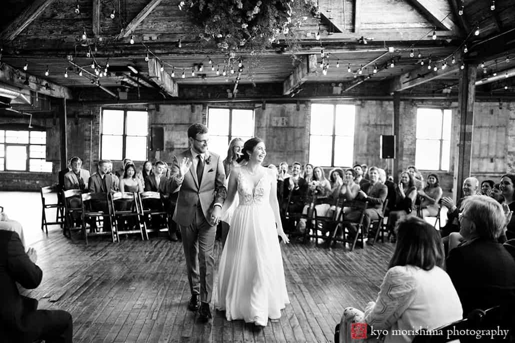 Brooklyn, Greenpoint Loft, spring, wedding, portrait, bride and groom, Manhattan, rustic, warehouse, ceremony