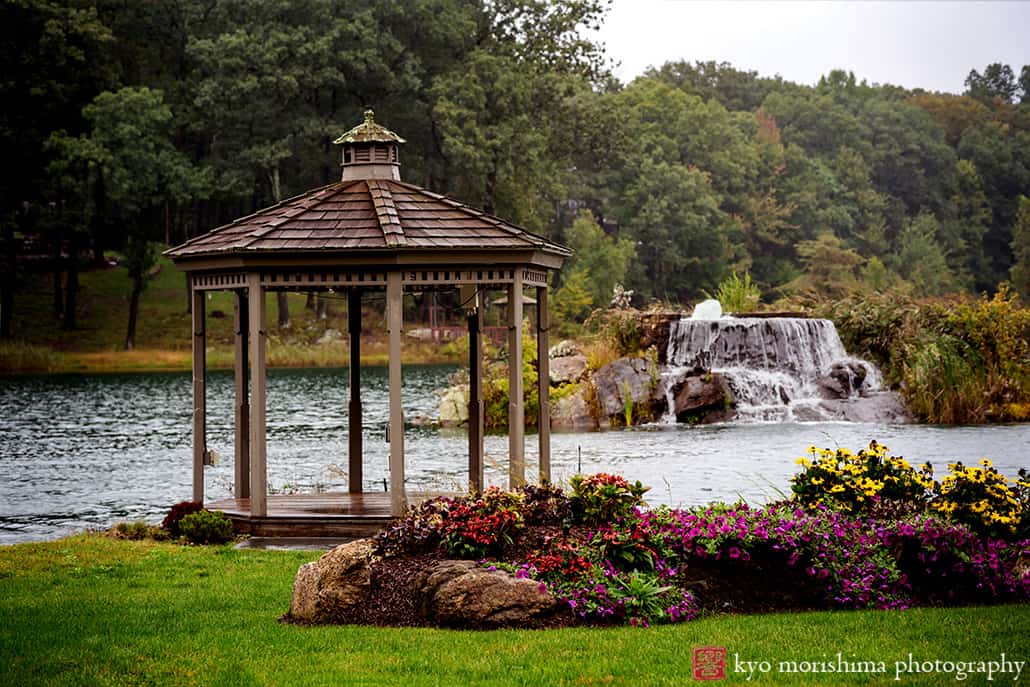 Fall Rock Island Lake Club NJ rainy day wedding pond fountain gazebo trees flowers