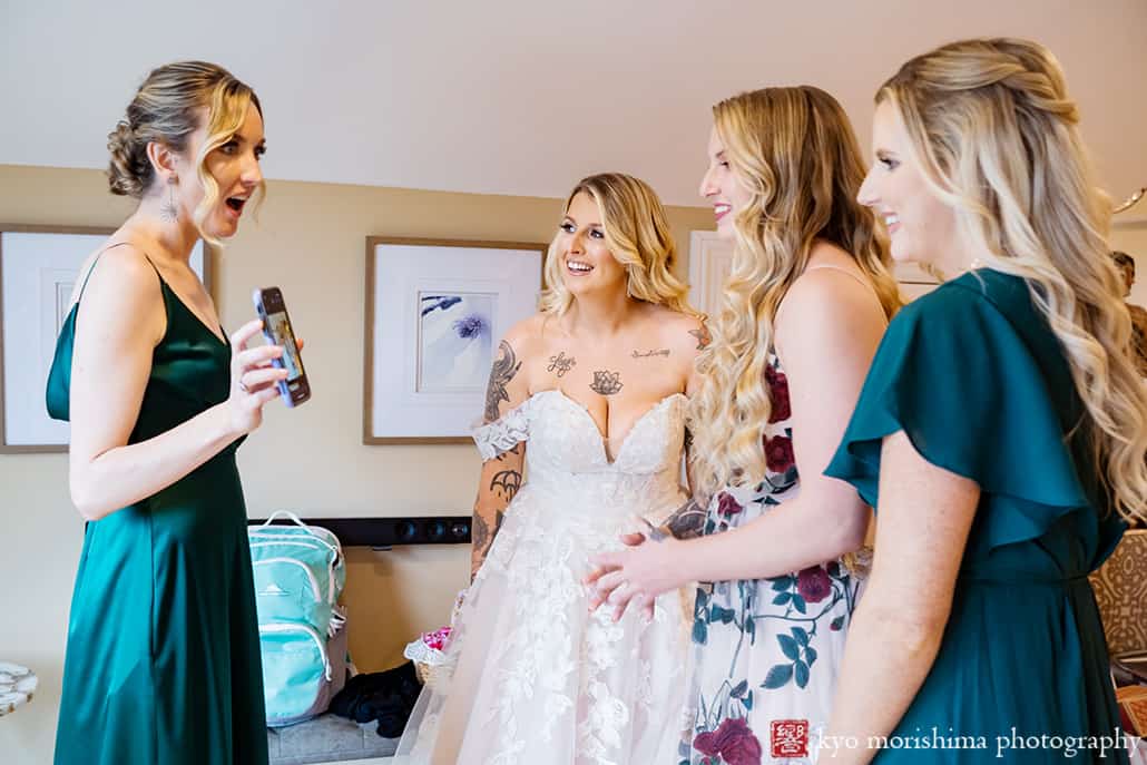 Fall Rock Island Lake Club NJ wedding getting ready