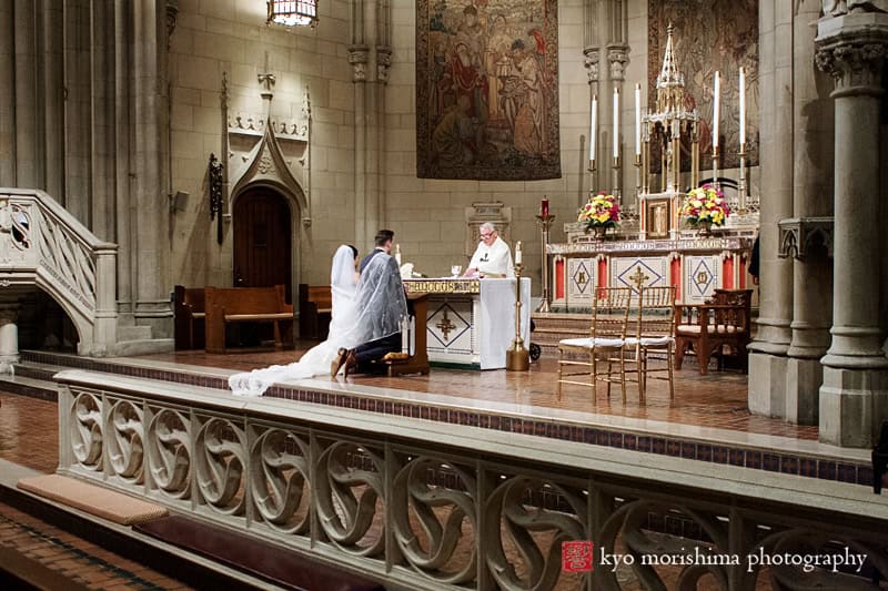 ceremony, church of the blessed sacrament, fall, new York, nyc, wedding, Kyo Morishima Photography,