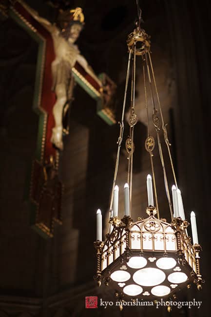 ceremony, church of the blessed sacrament, fall, new York, nyc, wedding, Kyo Morishima Photography, décor, decorations interior