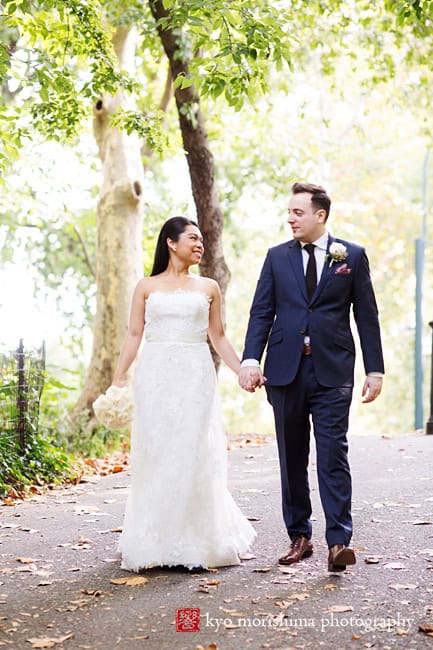 outdoor portrait, bridal, fall, Central Park, Manhattan new York, nyc, wedding, Kyo Morishima Photography, bride and groom, newlyweds