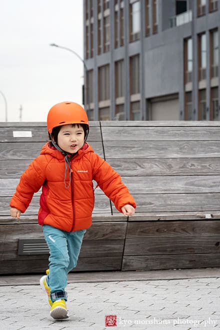 Cherry blossom Hunter's Point South Park Long Island city NYC Spring boy Brooklyn family portrait son Manhattan Brooklyn Empire State Building scooter skateboarding　ニューヨーク　家族　写真　ポートレート　アメリカ　桜