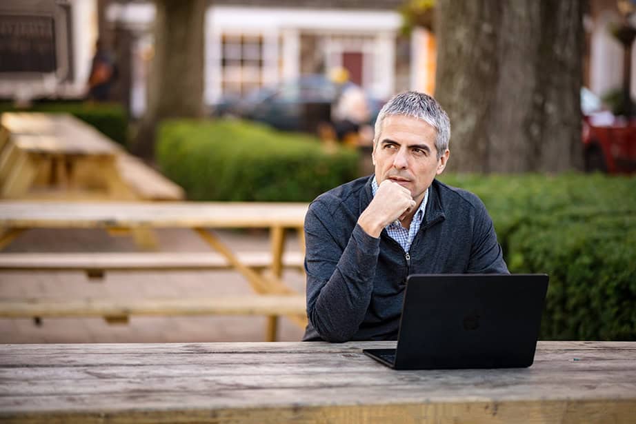 branding entrepreneur portrait business owner, self employed solopreneurs Brooklyn NYC Manhattan Palmer Square Princeton NJ portrait with laptop outside