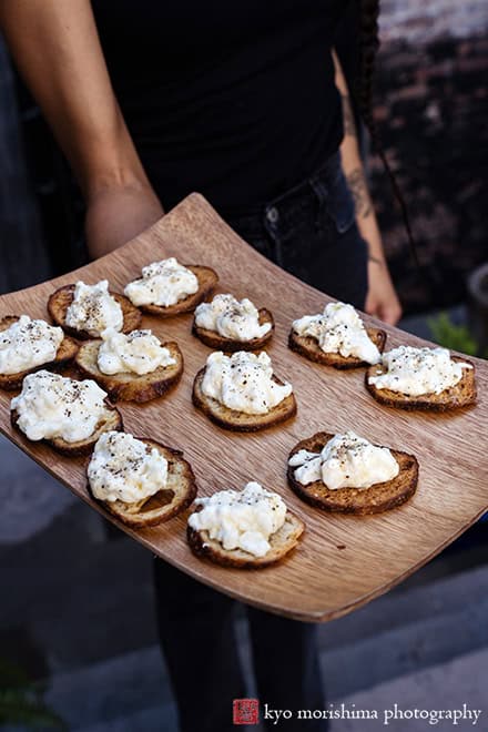 Roberta's Pizza, Brooklyn, Bushwick, NYC, wedding, backyard, reception, restaurant, Kyo Morishima Photography