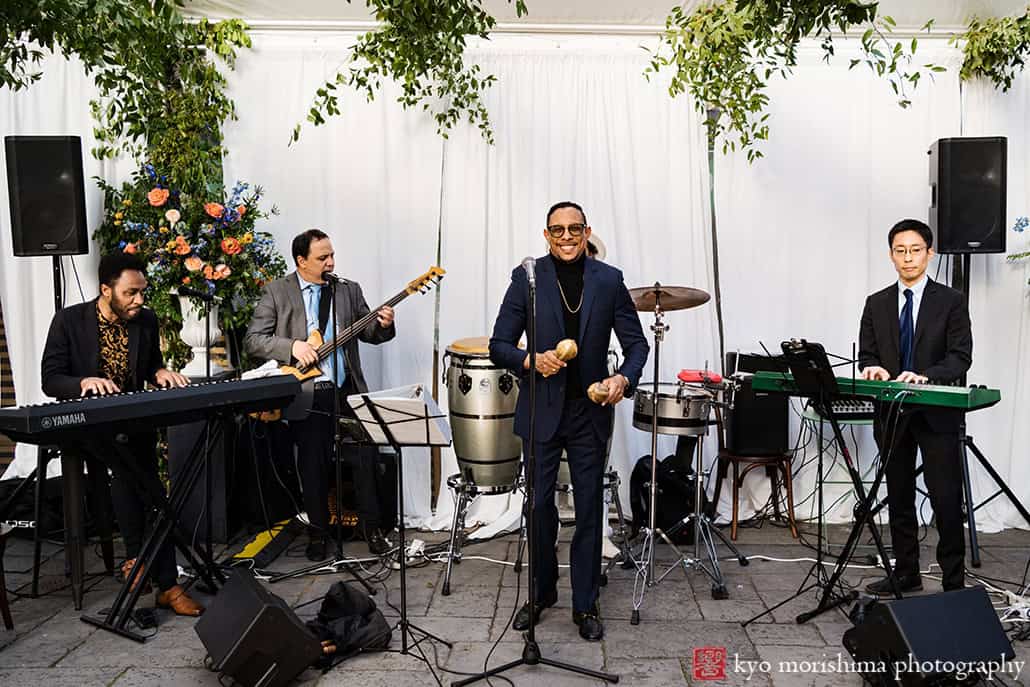 Roberta's Pizza, Brooklyn, Bushwick, NYC, wedding, backyard, reception, restaurant, Kyo Morishima Photography band
