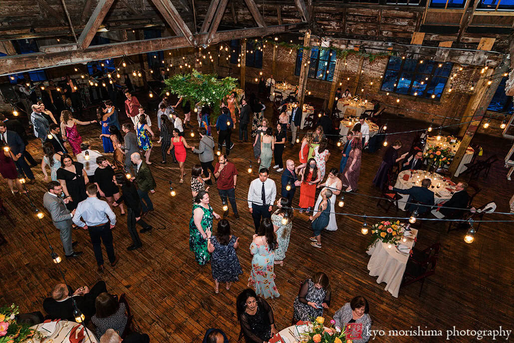 rustic, spring, wedding, Brooklyn, Greenpoint Loft, Kyo Morishima Photography, NYC, reception, dance, bride and groom newlyweds