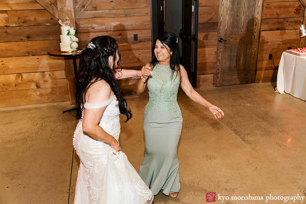 reception party Princeton NJ Updike Farmstead summer fall autumn Wedding first dance twirl