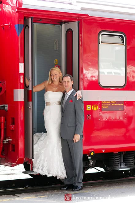 bride and groom trash the dress portrait destination elopement wedding St Moritz Switzerland train station Europe サンモリッツ スイス ヨーロッパ