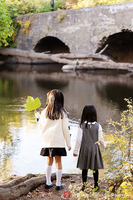 sisters looking at Millstone River d&r park Kingston New Jersey family candid photo